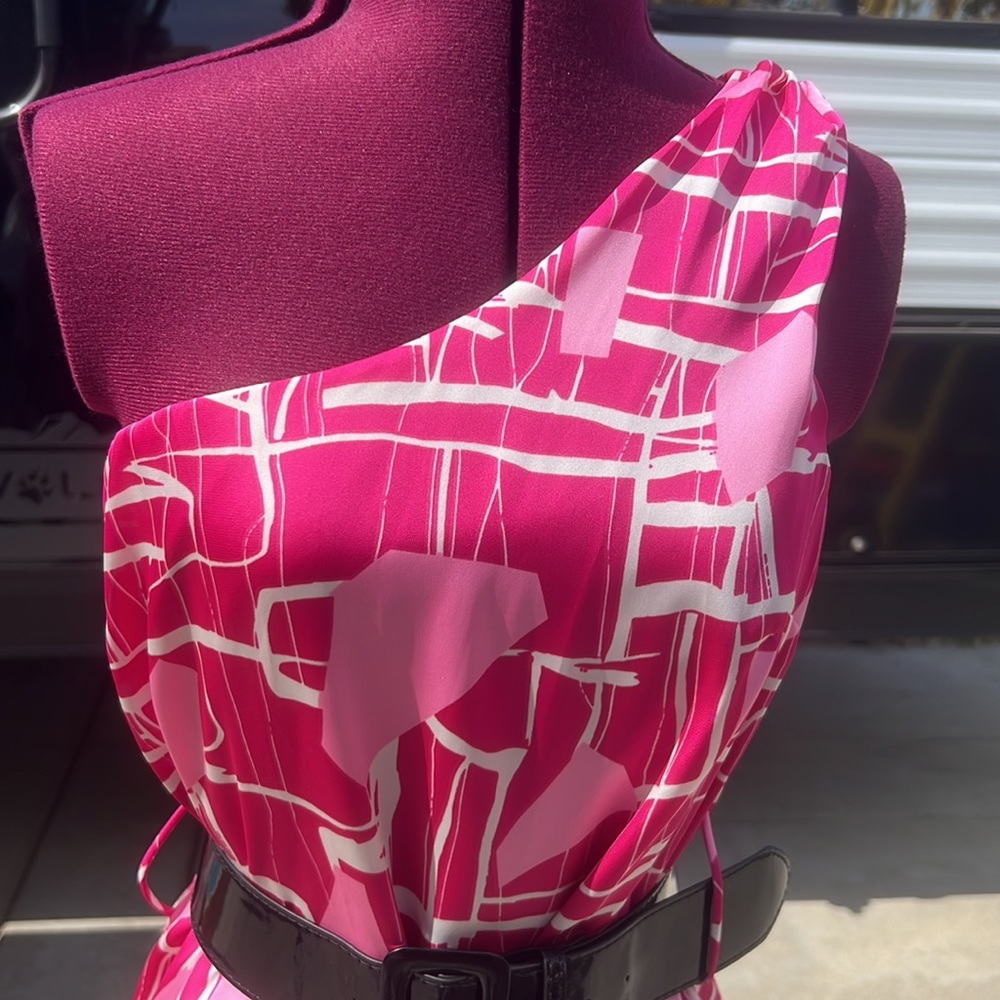 Pink Dress - Picture 2 of 2